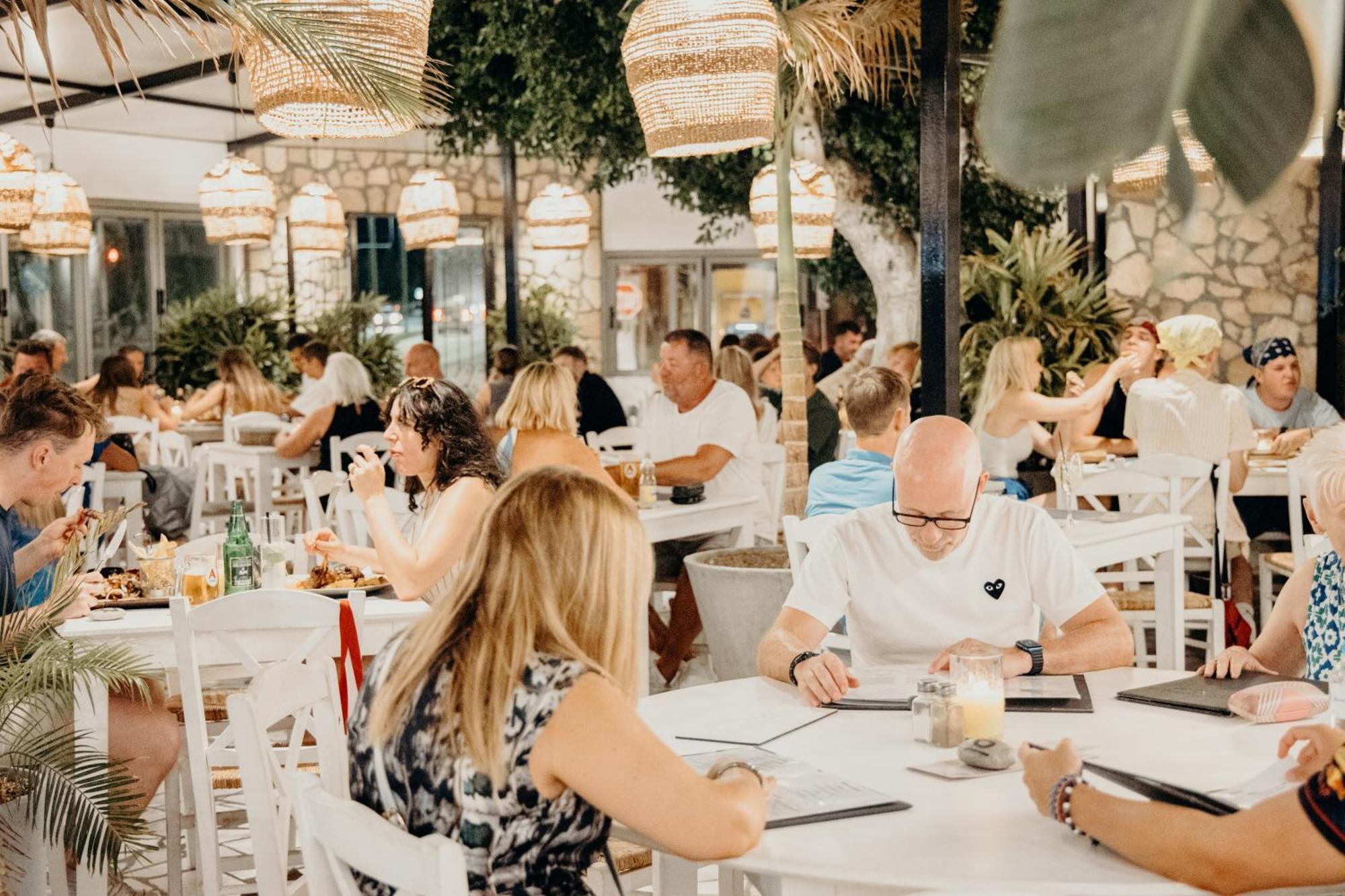 Calma Luxury Studios & Suites Faliraki Ngoại thất bức ảnh