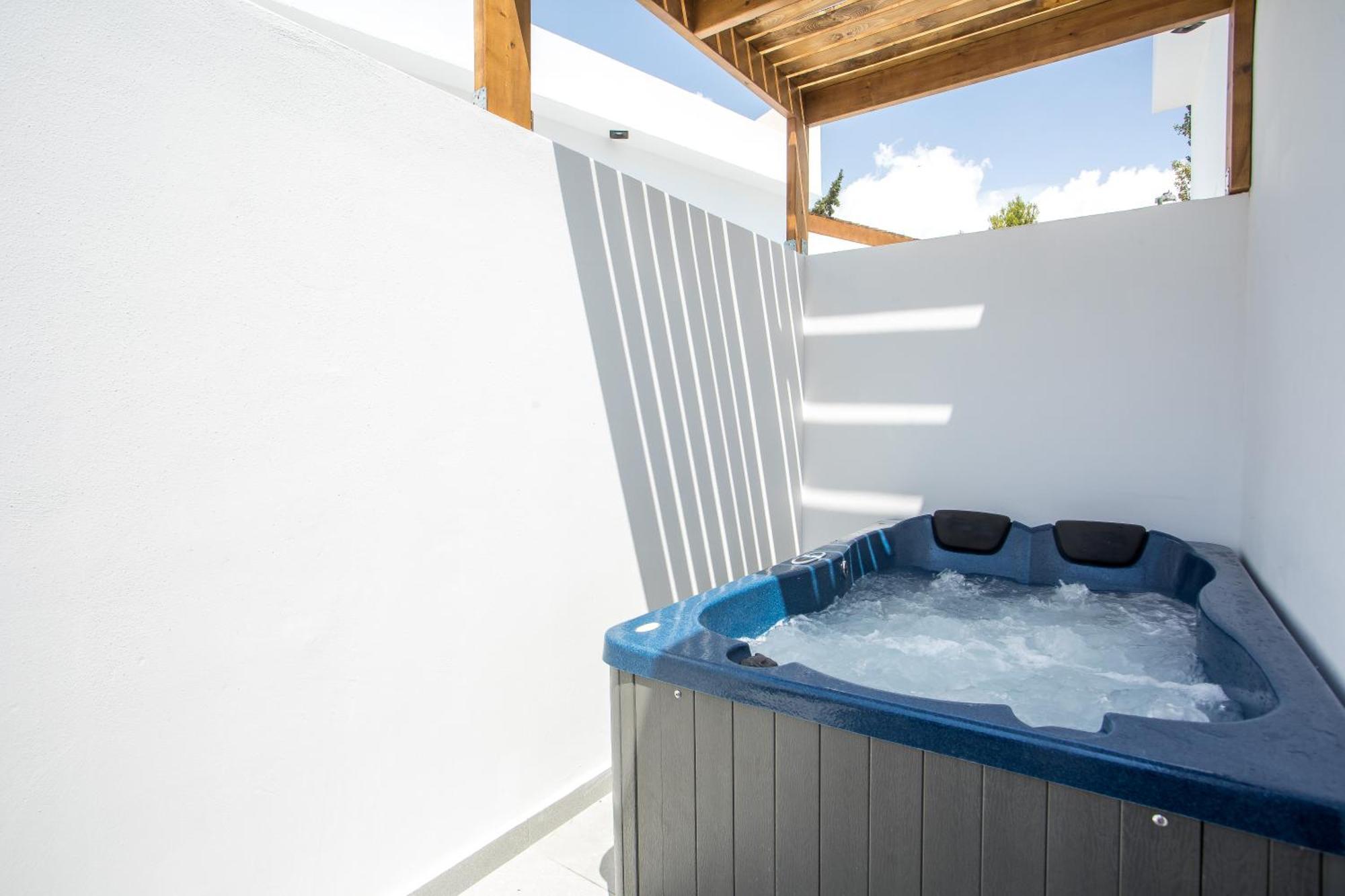 Calma Luxury Studios & Suites Faliraki Ngoại thất bức ảnh