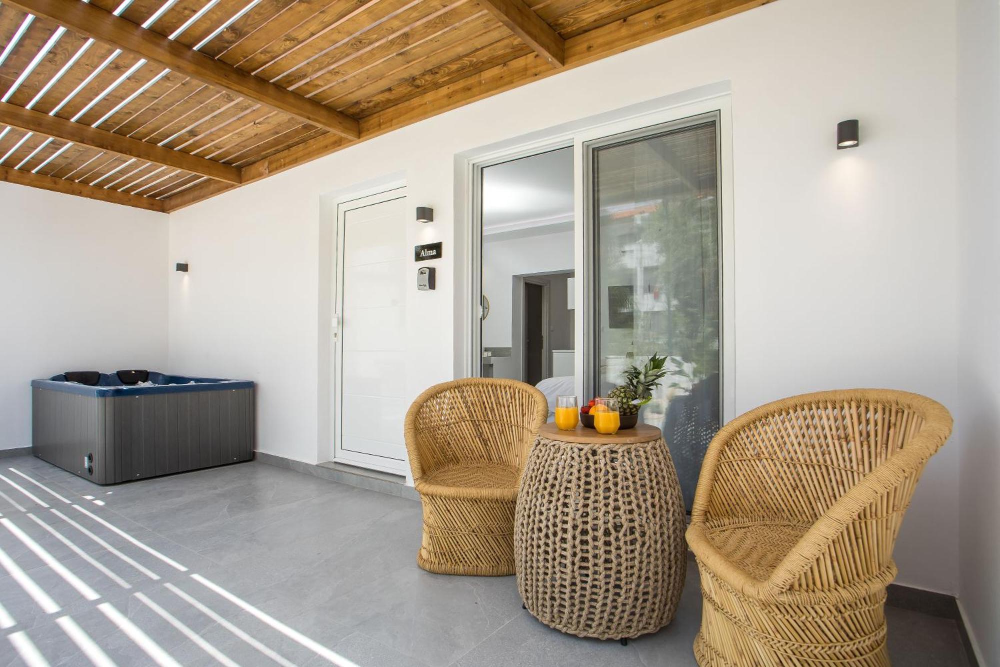 Calma Luxury Studios & Suites Faliraki Ngoại thất bức ảnh