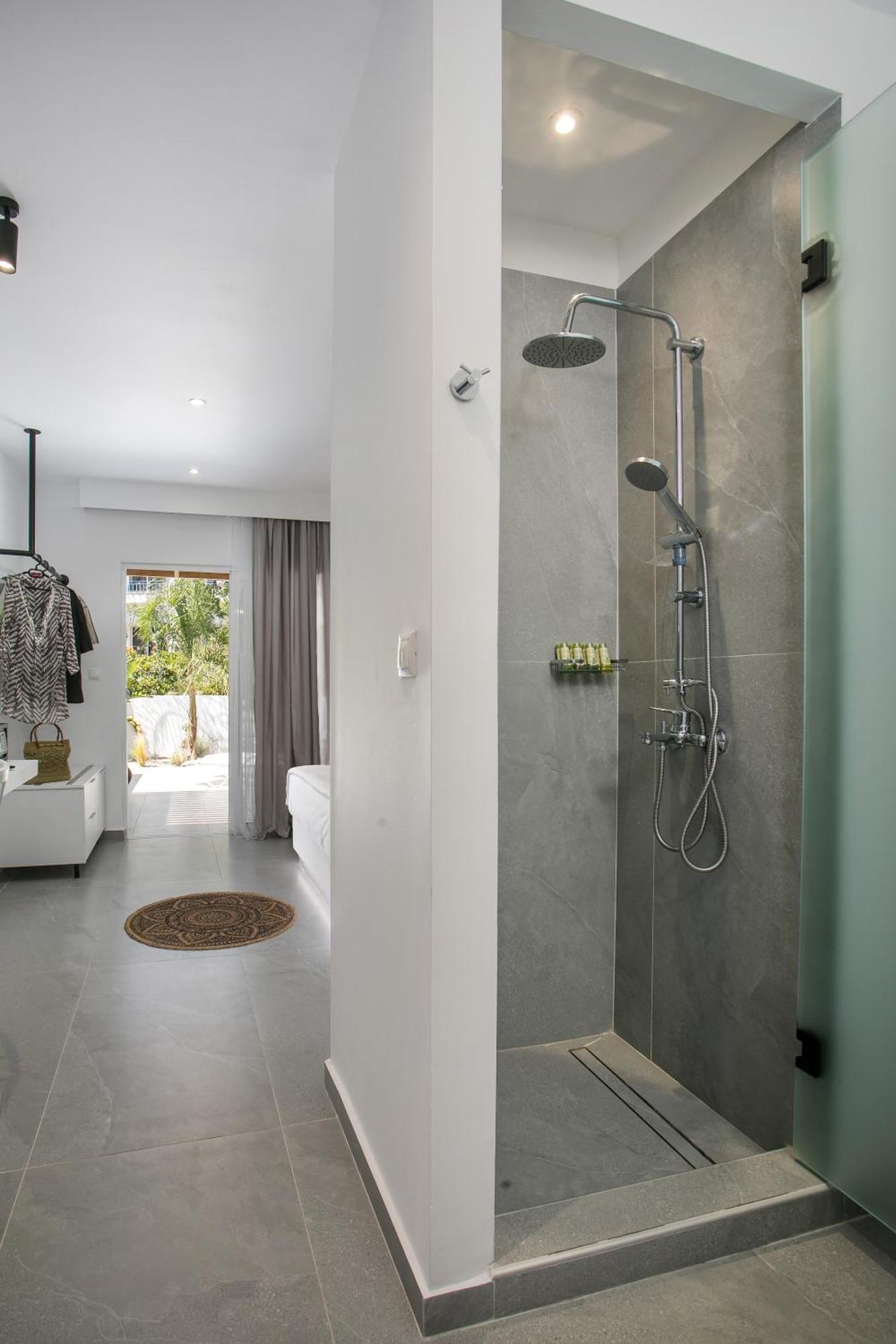 Calma Luxury Studios & Suites Faliraki Ngoại thất bức ảnh