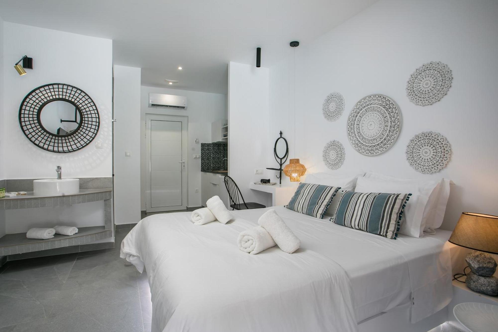 Calma Luxury Studios & Suites Faliraki Ngoại thất bức ảnh