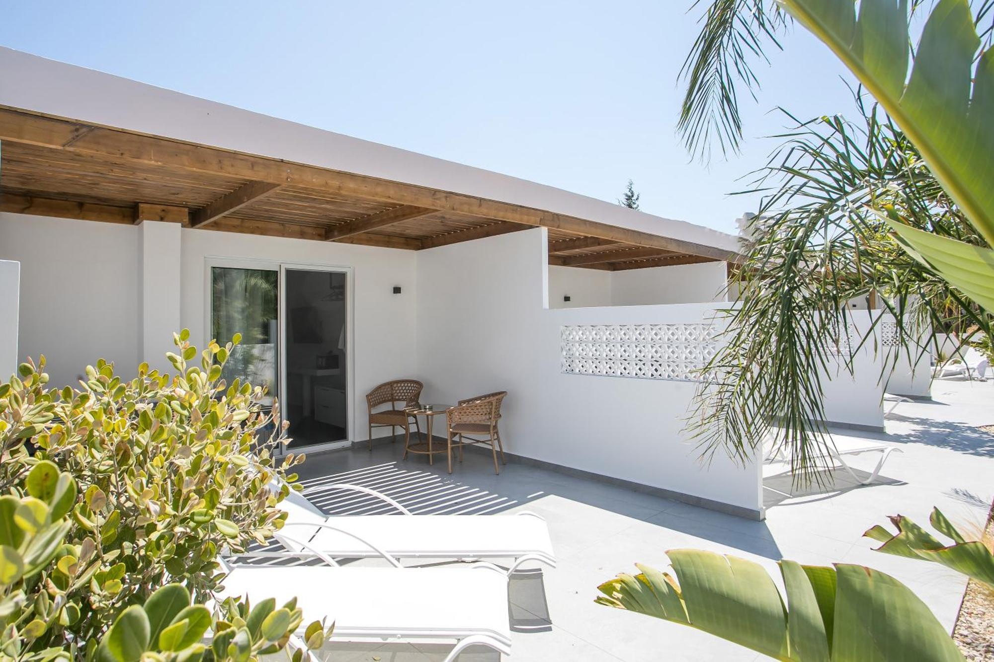 Calma Luxury Studios & Suites Faliraki Ngoại thất bức ảnh