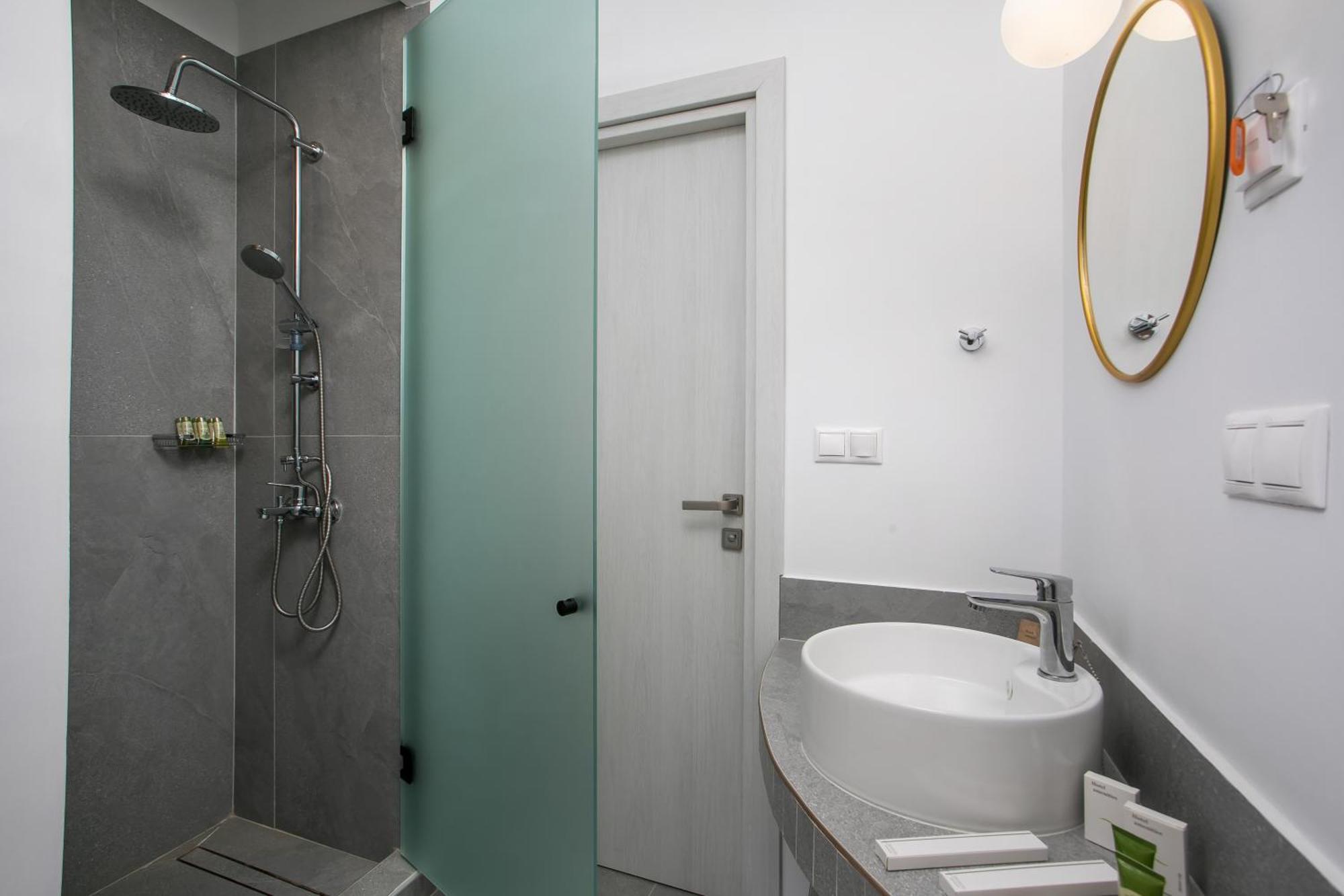 Calma Luxury Studios & Suites Faliraki Ngoại thất bức ảnh