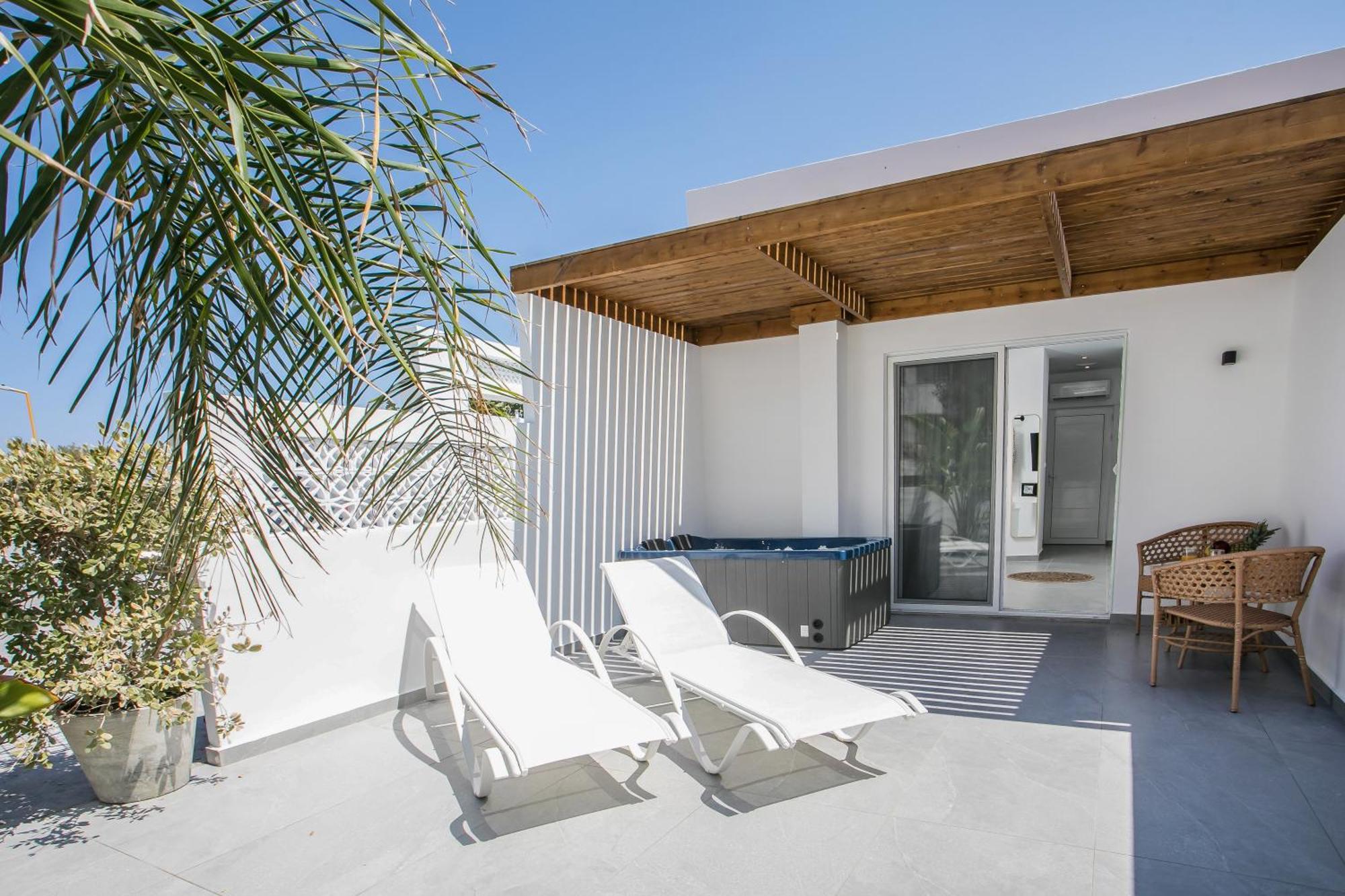 Calma Luxury Studios & Suites Faliraki Ngoại thất bức ảnh